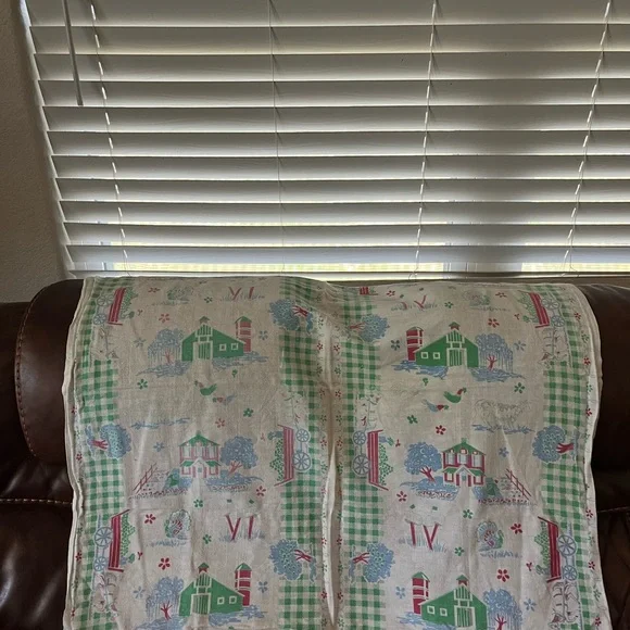 Vintage Farmhouse Tea Towel with Green and Red Accents - Picture 2 of 2